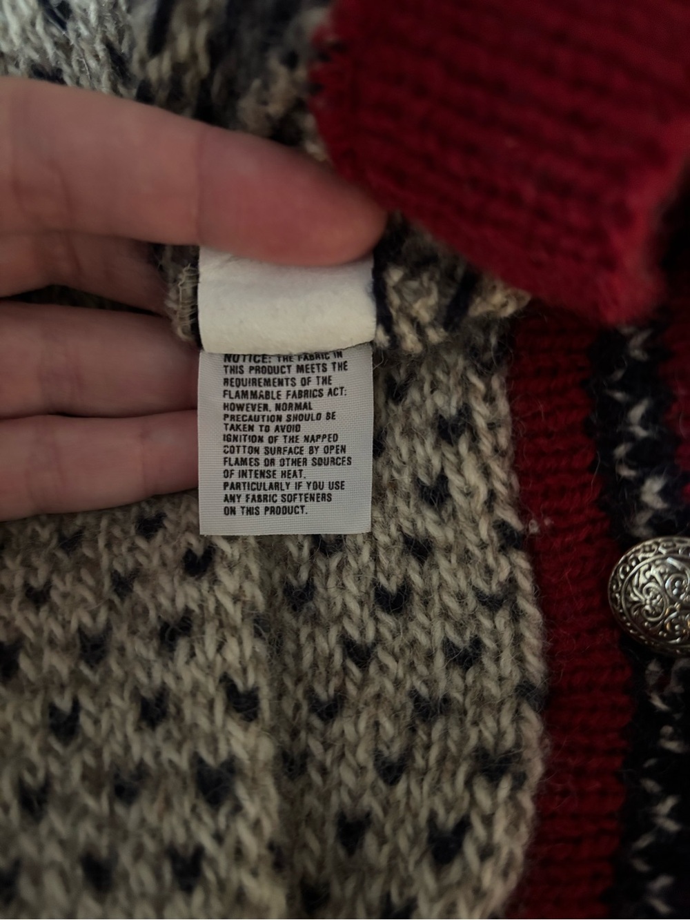 L.L. Bean Women's Light Gray Knit Cardigan with Burgundy Trim - Picture 5 of 16